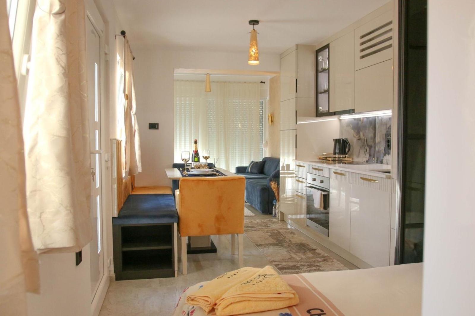 Appartamento Porta Aurea Nasice Esterno foto